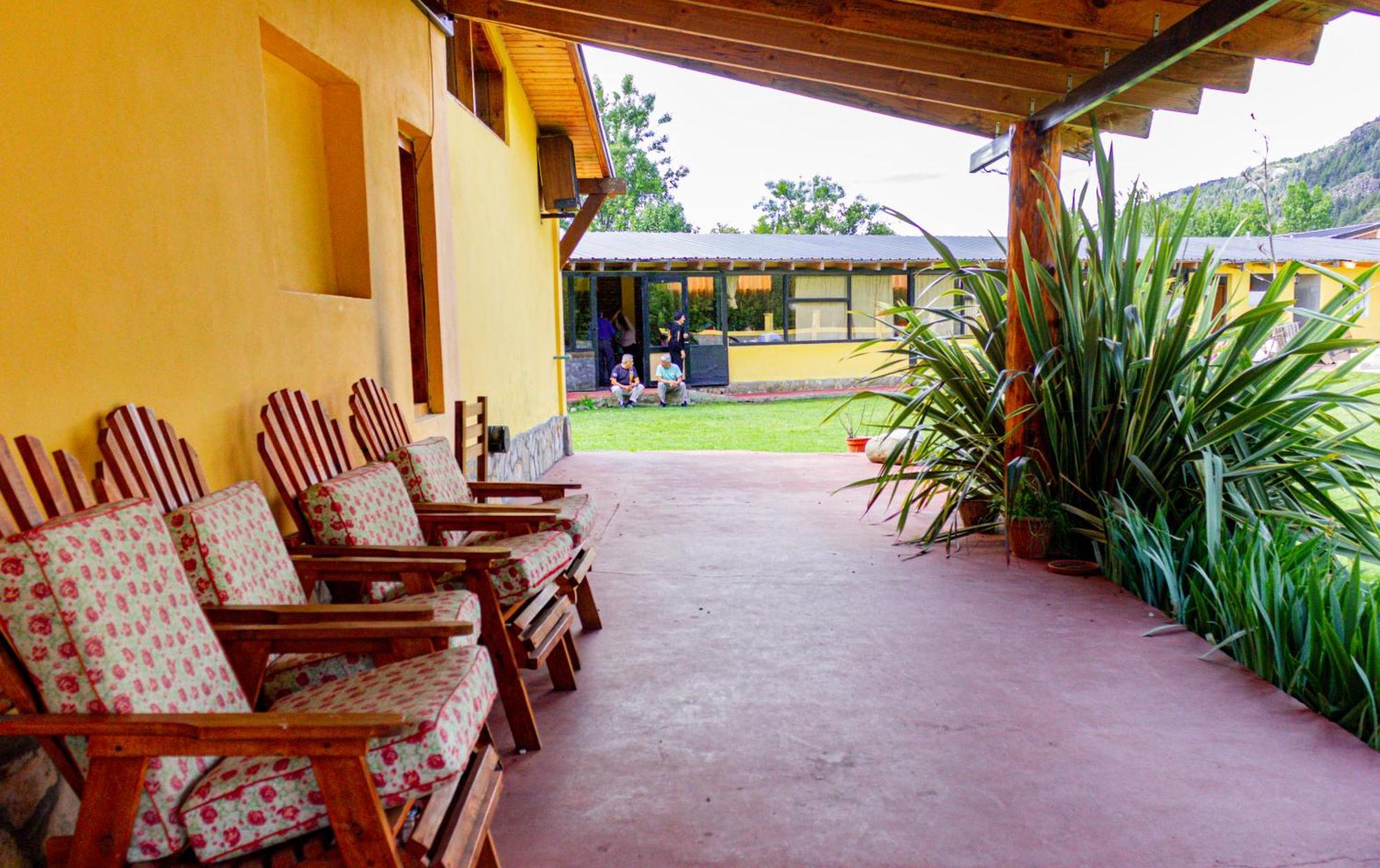 Corinto Hostel El Bolson Ngoại thất bức ảnh